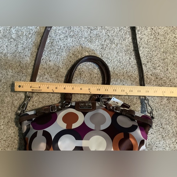 Coach Op Art Lindsey Lg bag & Scarf NWT #18599 Both Never Used! Perfect! - Picture 13 of 15